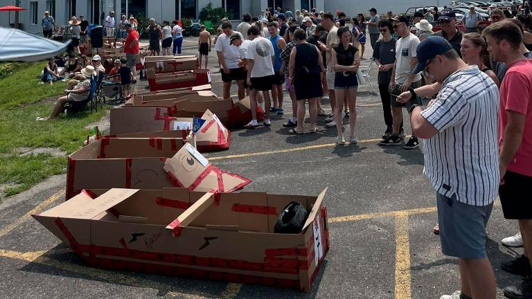 $!Plus de 250 personnes se sont déplacés pour assister à l’événement. Crédit photo : Ville de Saint-François-de-la-Rivière-du-Sud.