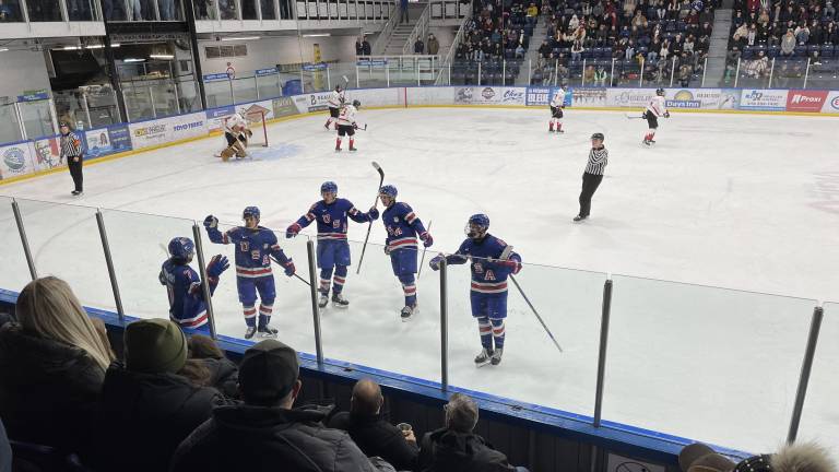 $!La rivalité Canada-États-Unis à son meilleur à Montmagny