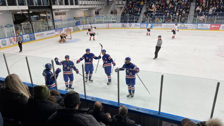 $!La rivalité Canada-États-Unis à son meilleur